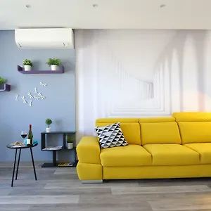 Zadractive - Perfect View But No Elevator Apartment